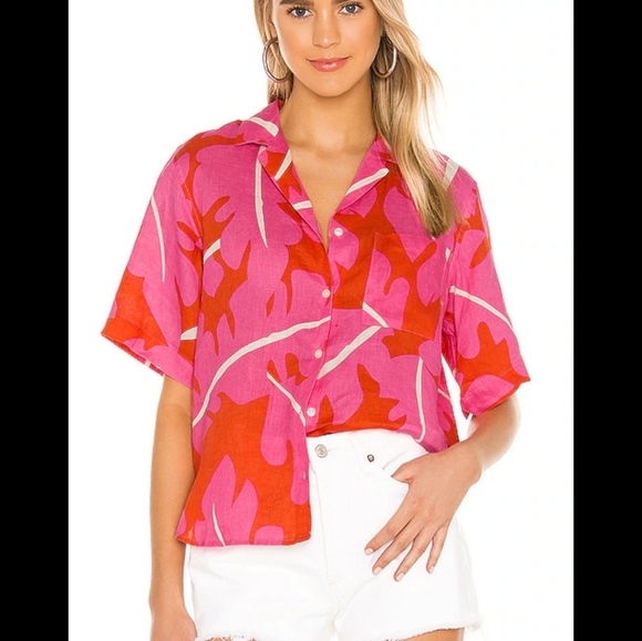 Trovata Tops - Trovata Birds of Paradise Margot shirt Pink palm print 100% Linen Size Medium